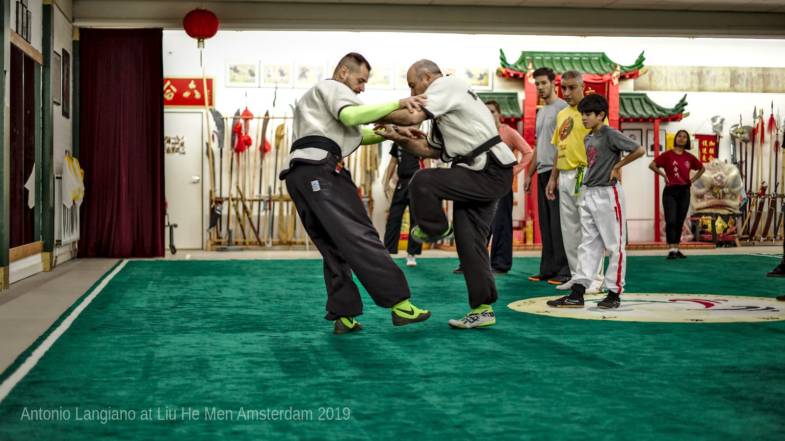 Training in de Chinese zaal van Liu He Men in Amsterdam